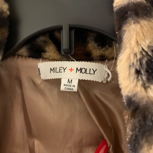 Faux fur coat - Picture 4 of 4